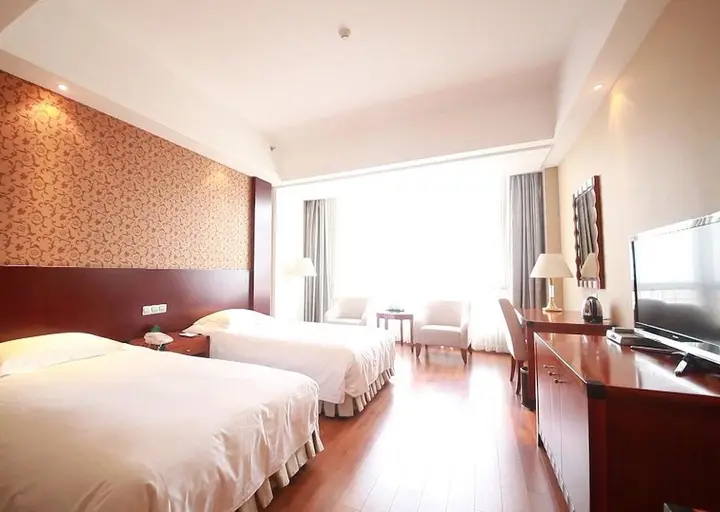Циндао: Qingdao Haitian Tunnel Hotel