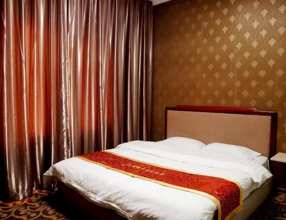 Чэнду: Yuanhongyuan Business Hotel