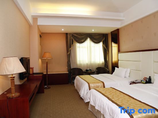 Шэньчжэнь: Shenzhen Tongle Business Hotel