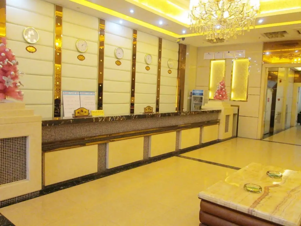Шэньчжэнь: Shenzhen Tongle Business Hotel