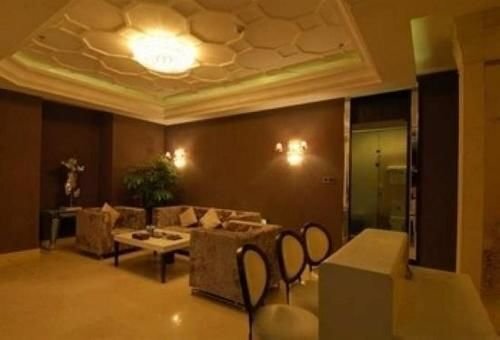 Шэньчжэнь: Triumphal Arch Business Hotel - Shenzhen