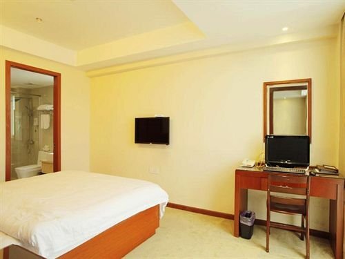 Нинбо: GreenTree Inn Ningbo Jiangbei Zhuangqiao Train Stn Exp Htl