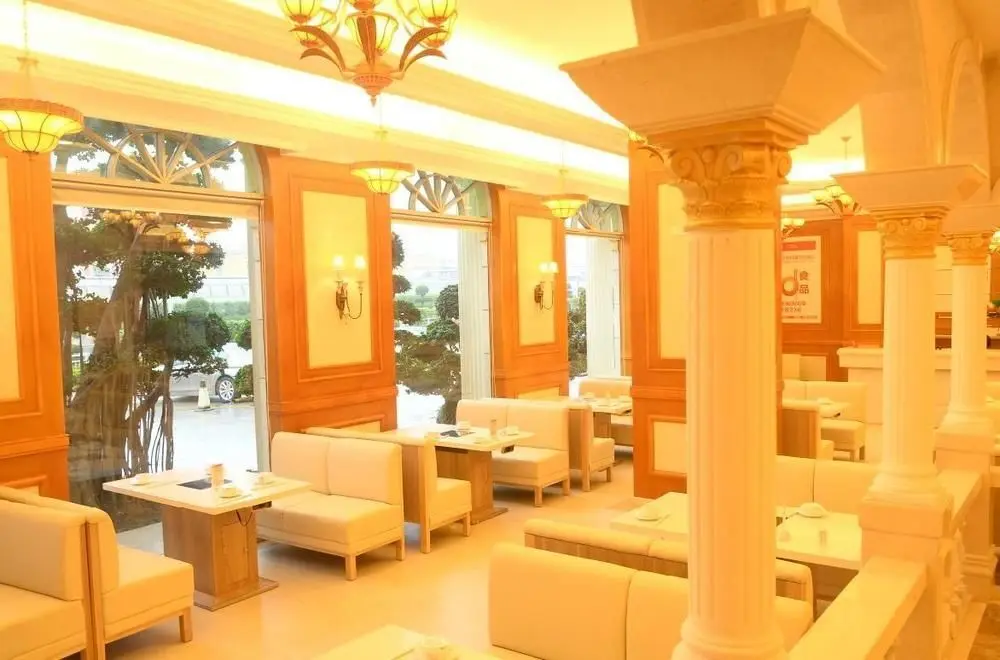 Шэньчжэнь: Vienna Hotel (Shenzhen Henggang & Tangkeng Metro Station)