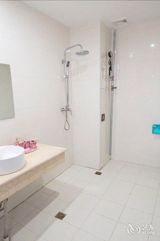 Тяньцзинь: Splendid Oriental Business Hotel- Tianjin