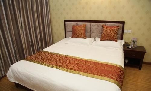 Чэнду: Yuejia Apartment