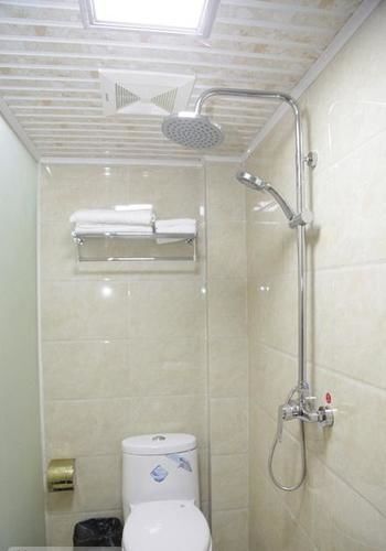 Чэнду: Yuejia Apartment