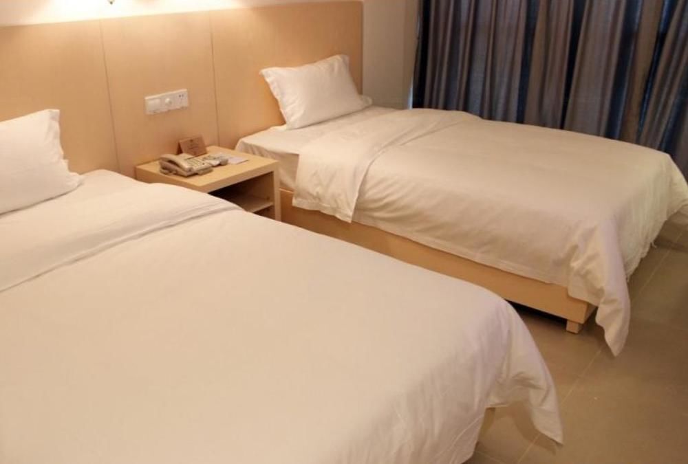 Шэньчжэнь: Shenzhen White House Hotel