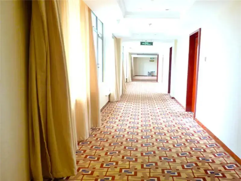 Пекин: Days Inn Business Place