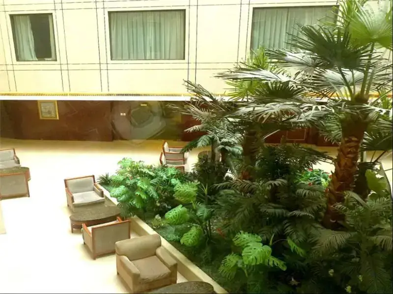Пекин: Days Inn Business Place