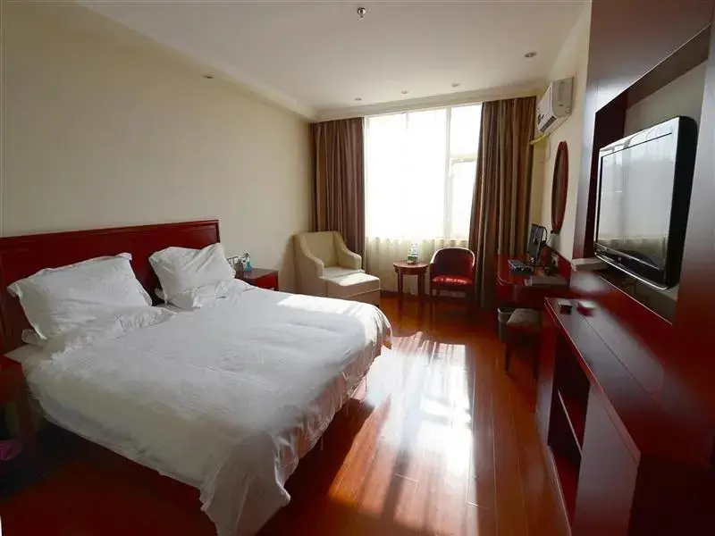 Цзюцзян: GreenTree Inn Jiangxi Jiujiang Shili Avenue Business Hotel