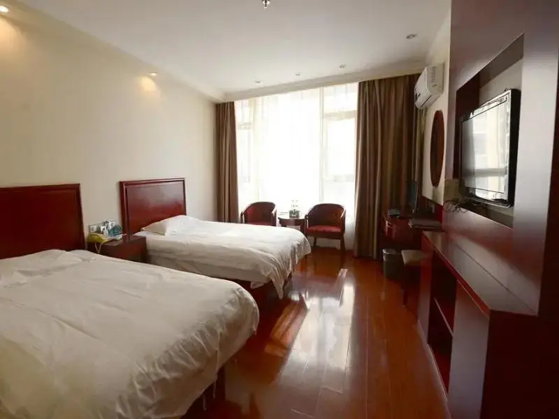 Цзюцзян: GreenTree Inn Jiangxi Jiujiang Shili Avenue Business Hotel
