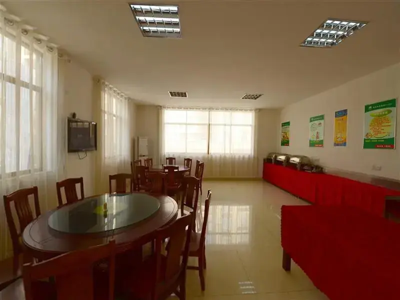 Цзюцзян: GreenTree Inn Jiangxi Jiujiang Shili Avenue Business Hotel