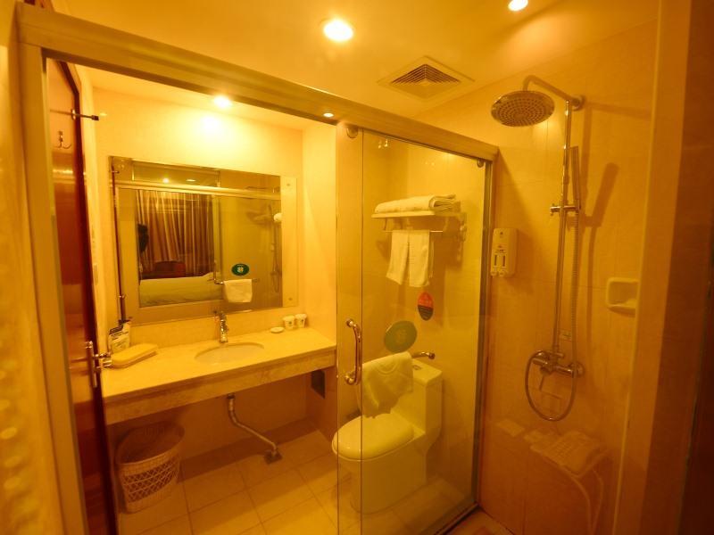 Цзюцзян: GreenTree Inn Jiangxi Jiujiang Shili Avenue Business Hotel