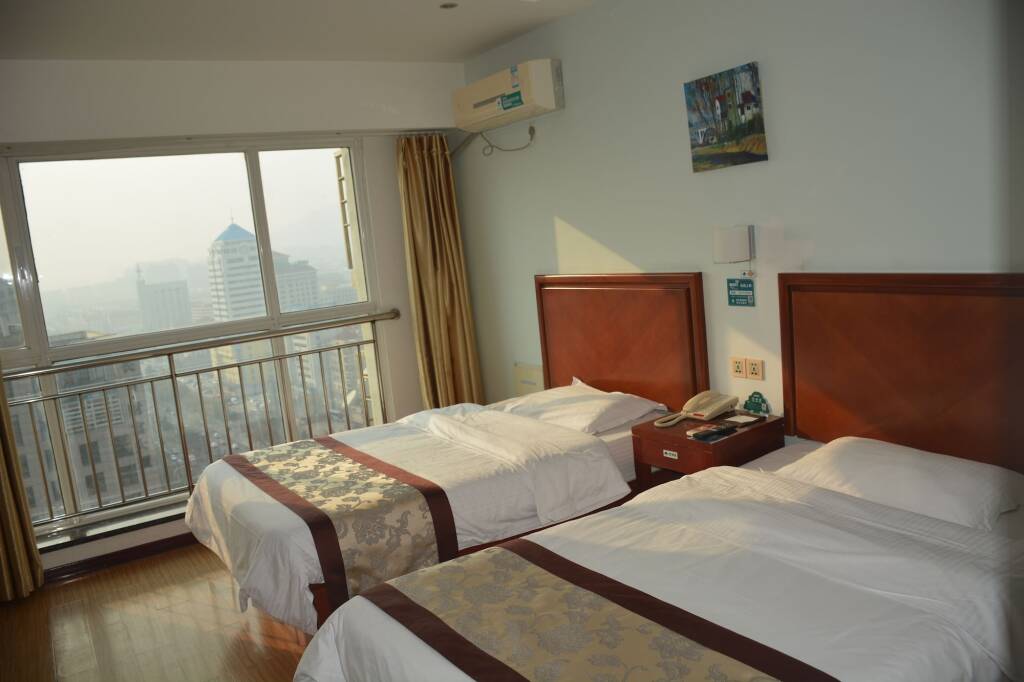 Вэйхай: GreenTree Inn Weihai North Qingdao Road Express Hotel
