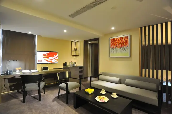 Дунгуань: La Quay Hotel