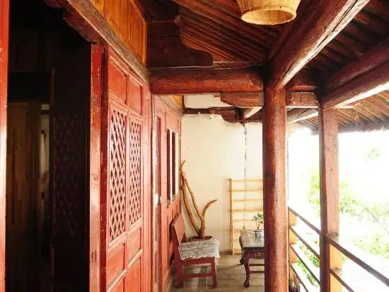 Дали: Yunconglong Inn