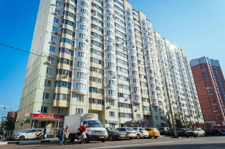 Красногорск: Yellow Rooms on Pavshinsky Boulevard