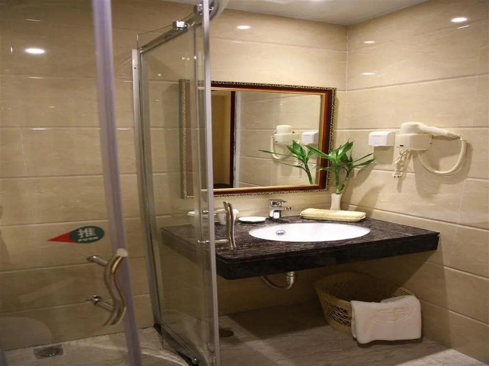 Шаньтоу: GreenTree Inn Shantou Jinping Chaoshan Road Anbu Business Ho