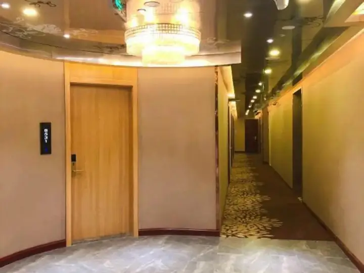 Шанхай: Lavande Hotel Shanghai Hongqiao Airport Wuzhong Road