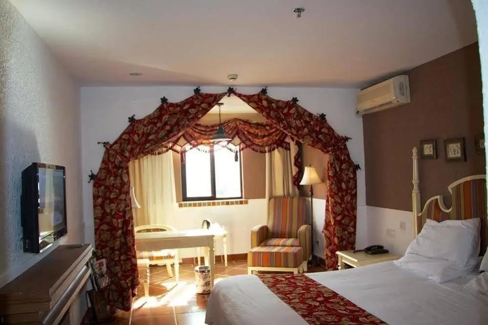 Шанхай: B & B Inn Xuhui Hotel Shanghai