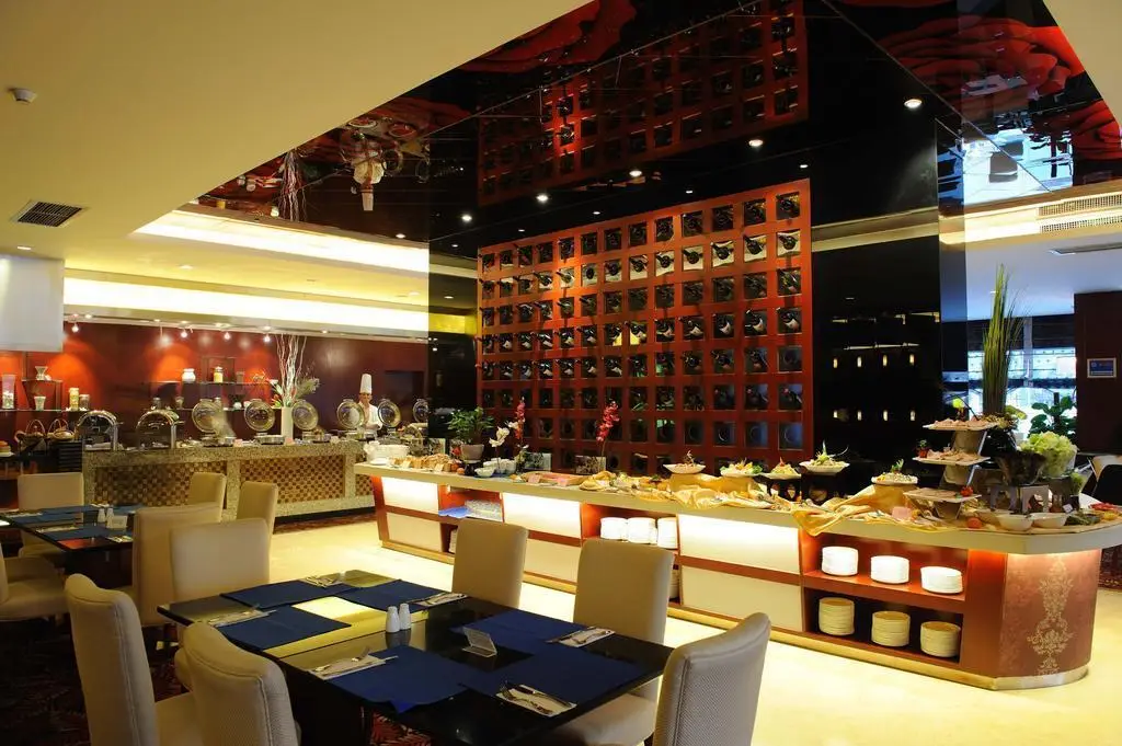 Шанхай: Shanghai Sky Rainbow Hotel