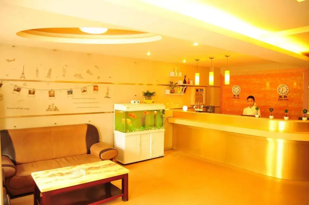 Шэньчжэнь: Shenzhen Jiayi Business Hotel