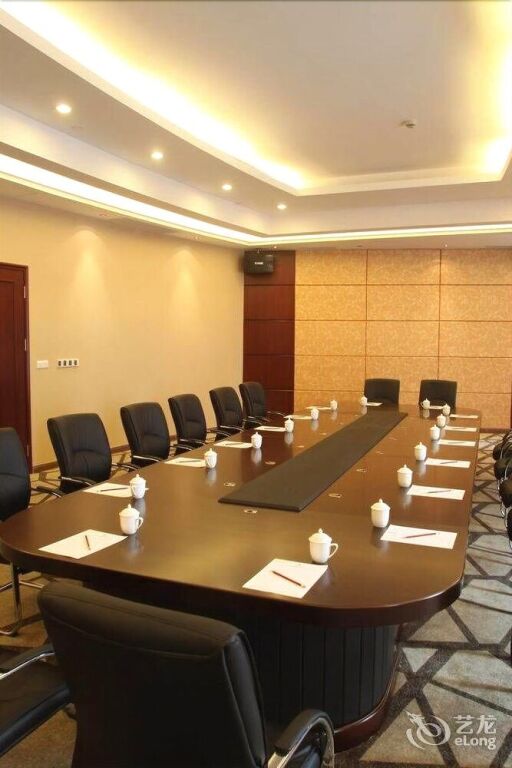 Шэньчжэнь: Changfeng Garden Hotel
