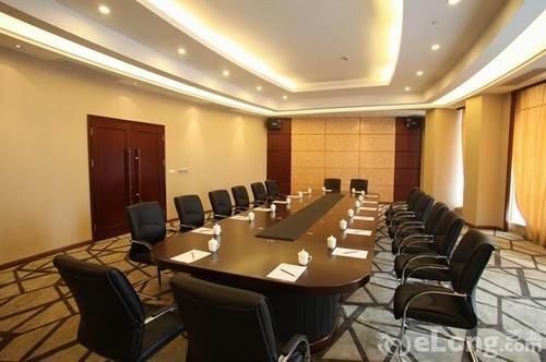 Шэньчжэнь: Changfeng Garden Hotel
