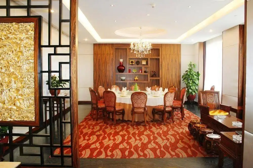 Шэньчжэнь: Dragon Spring Hotel