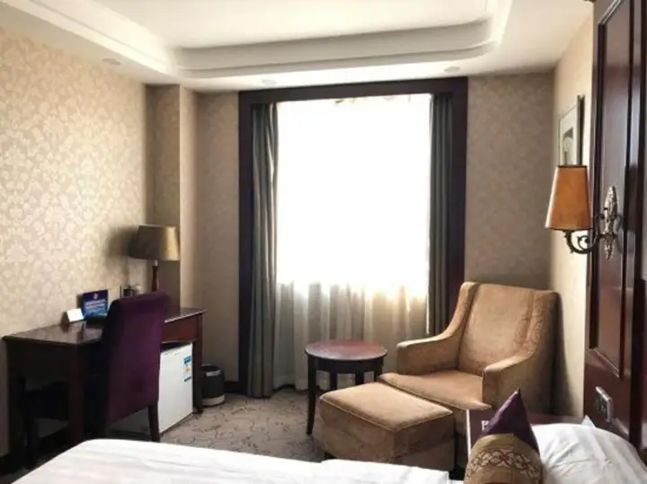 Пекин: Huarong Hotel