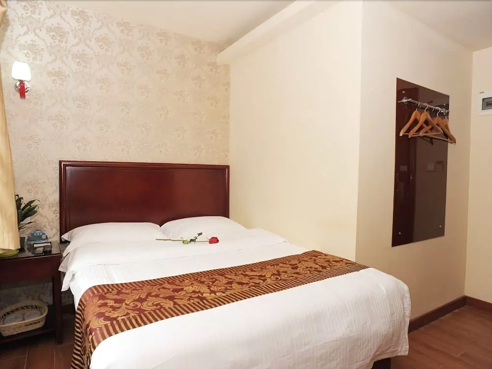 Гуанчжоу: Green Tree Inn