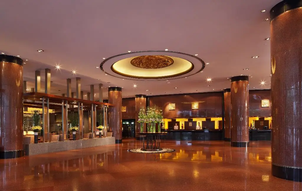 Шанхай: Hua Ting Hotel & Towers