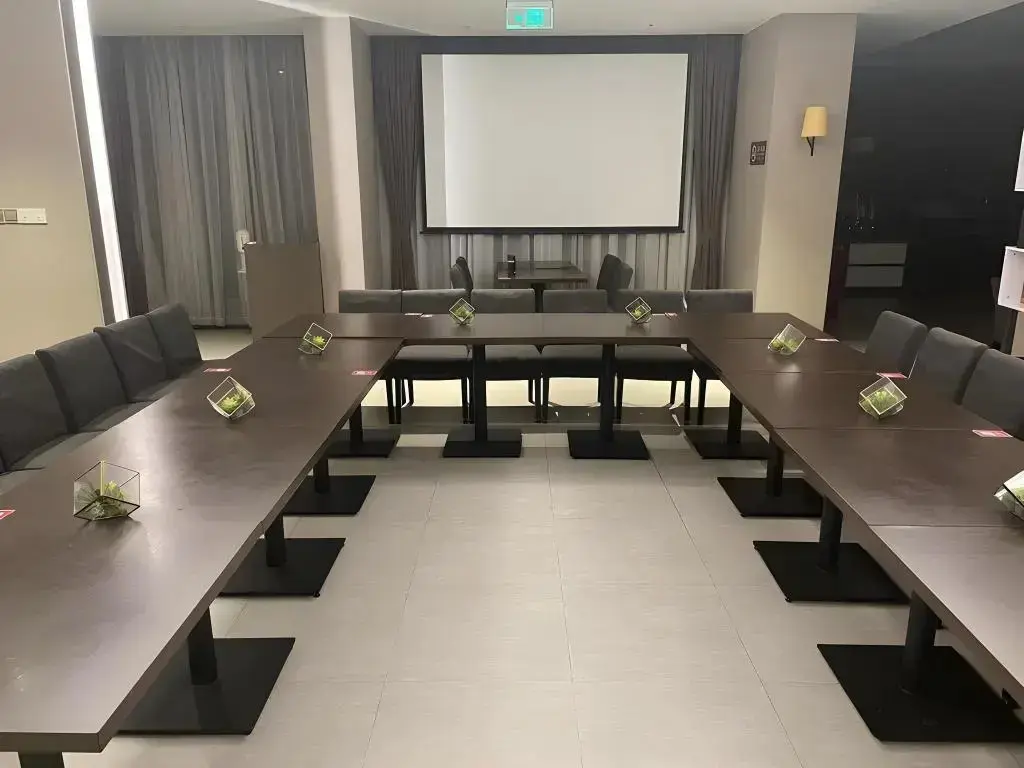 Шанхай: Homeinn Plus Hotel (Shanghai Bund Jinling East Road)