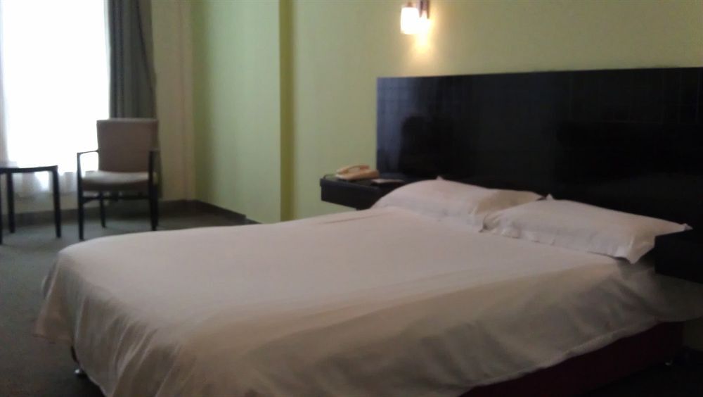 Шанхай: Motel 168 (Shanghai Pudong Airport Chuansha Metro Jinhui)
