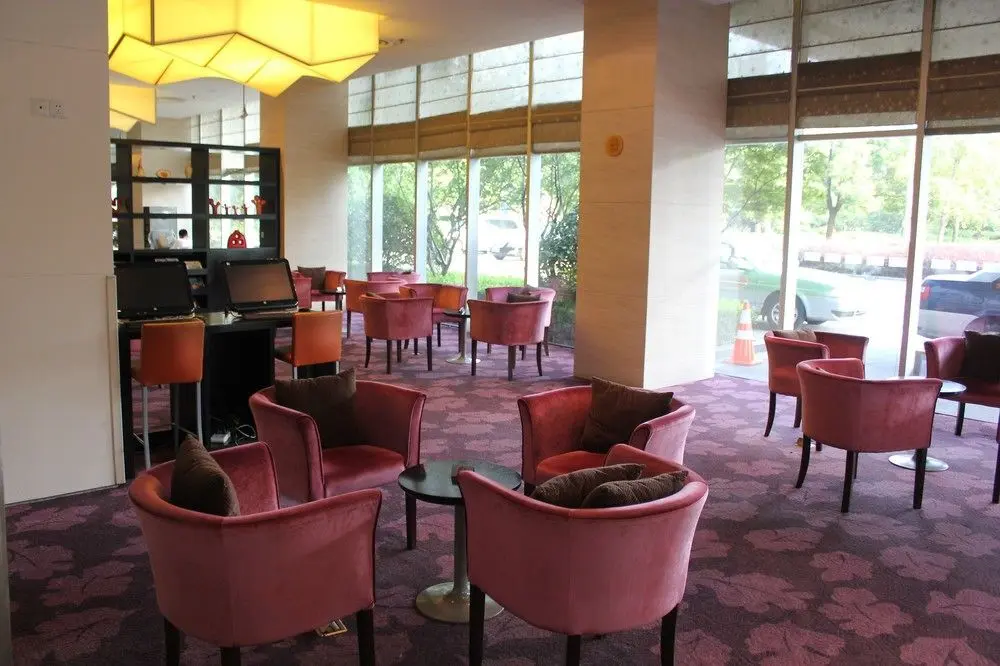 Шанхай: Holiday Inn Express Shanghai Meilong
