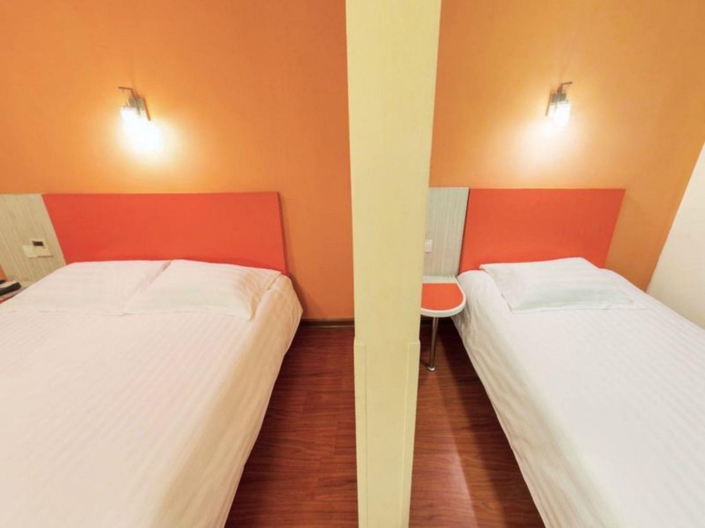 Шанхай: Motel 168 Tian Shan Road Inn