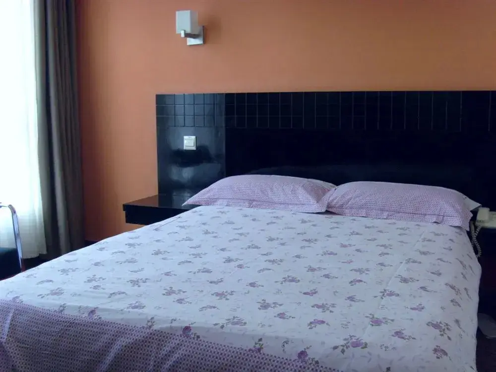 Шанхай: Motel 168 Huoshan