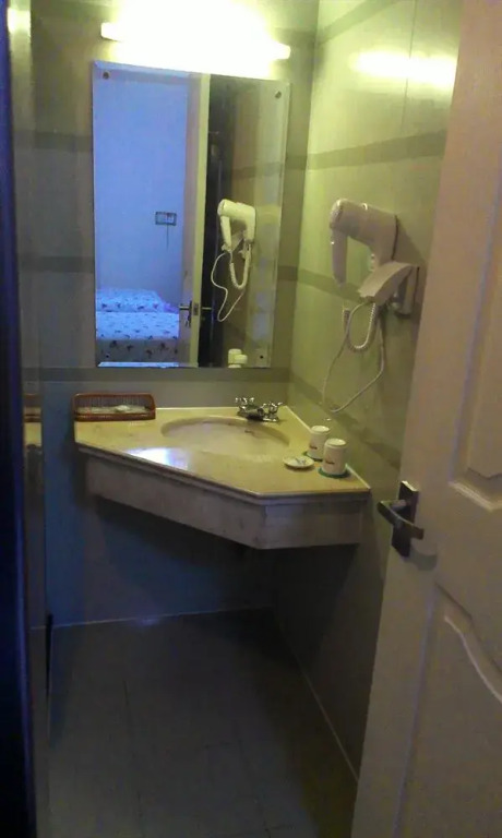 Шанхай: Motel 168 Huoshan