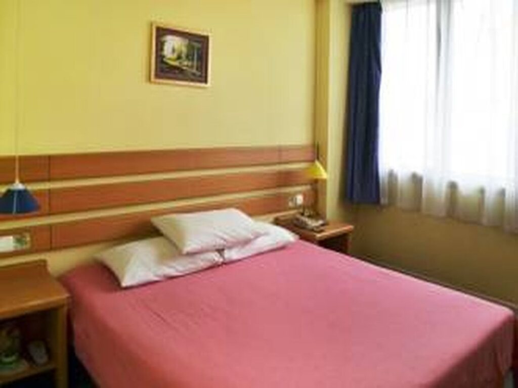 Шанхай: Motel 168 Liu Zhou Road Inn