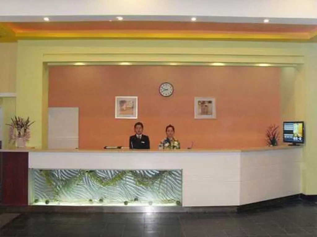 Шанхай: Motel 168 Liu Zhou Road Inn