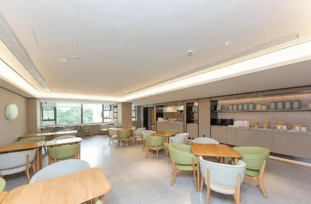 Шанхай: Jinjiang Inn Shanghai Hailun Rd