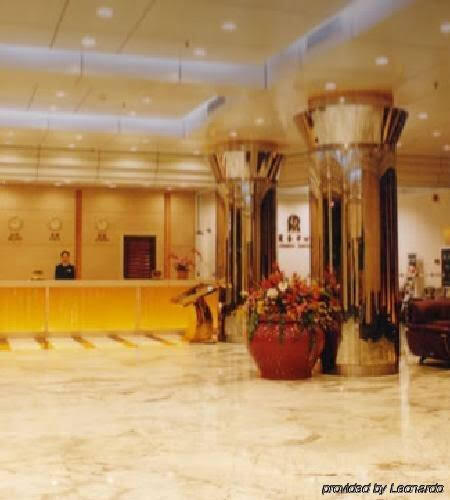 Rotating Place Hotel - Foshan — фото 1