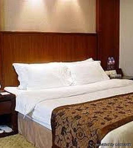 Фошань: Rotating Place Hotel - Foshan