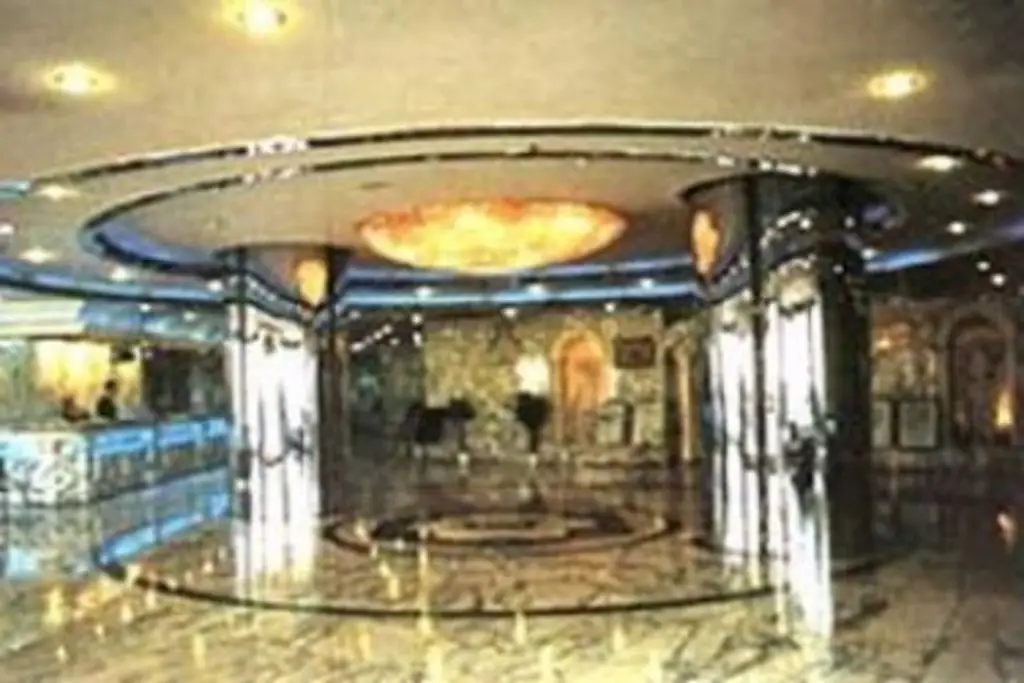 Чэнду: Pearl International