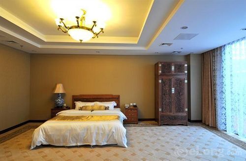 Пекин: Beijing International Hotspring Hotel - Beijing