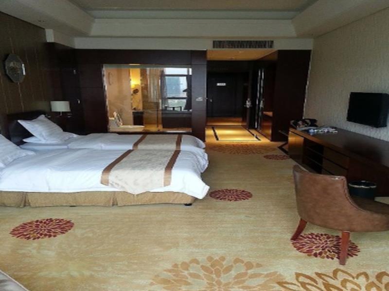 Нанкин: Dingding International Hotel