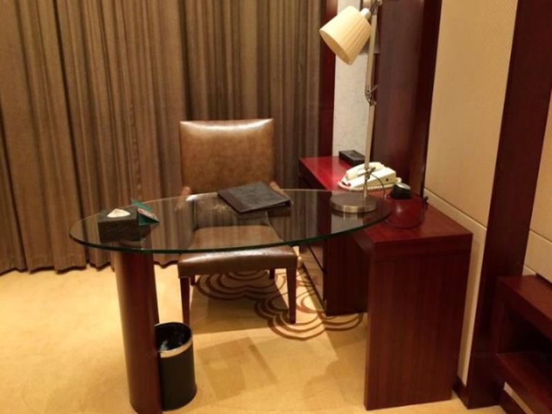 Нанкин: Dingding International Hotel
