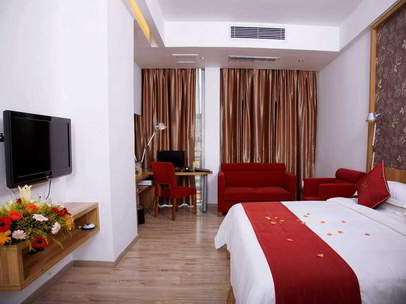 Friends International Ack-cyber Hotel — фото 1