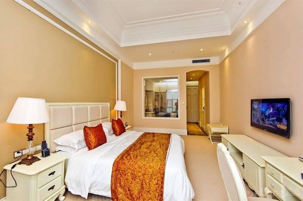 Yantai Blue Sky Hotel — фото 1