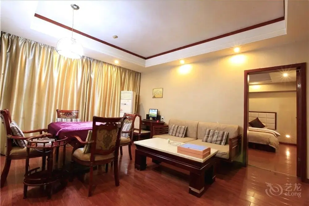 Чжанцзяцзе: Zhangjiajie Fulante News Business Hotel